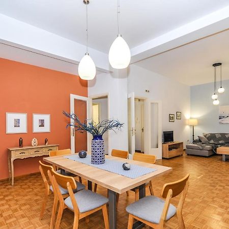 The Elegant. Spacious City Center Apartment. Heraklion (Crete) Exterior foto