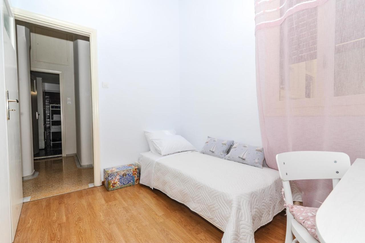 The Elegant. Spacious City Center Apartment. Heraklion (Crete) Exterior foto